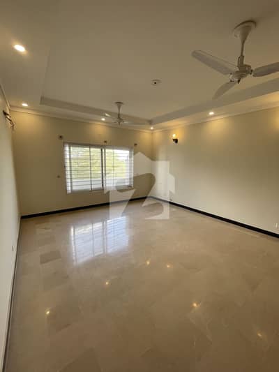 Beautiful Upper Portion For Rent
