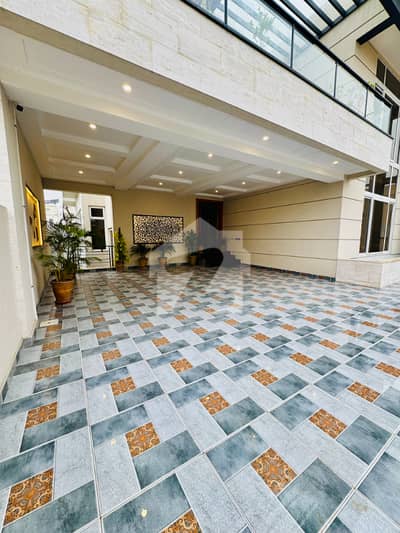 1 Kanal Single-Unit Luxury House For Sale
