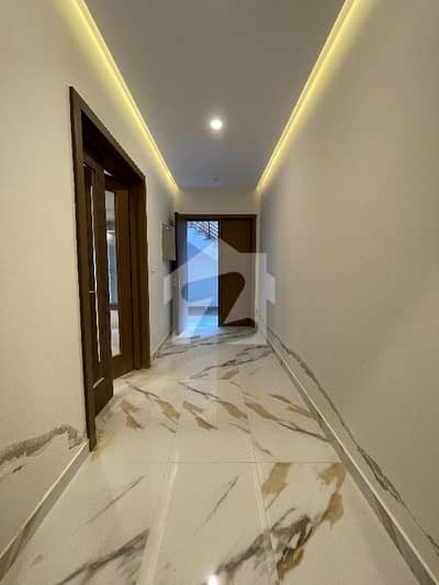 Find Your Ideal Lower Portion In D-12 Under Rs. 210000