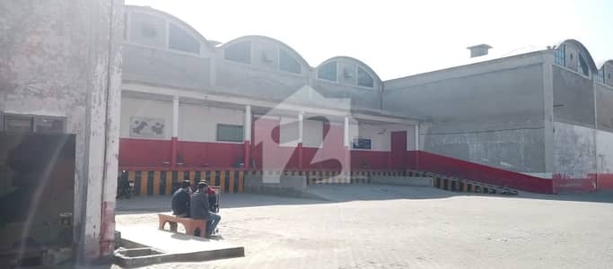 سندر لاہور میں 10 کنال گودام 10.5 لاکھ میں کرایہ پر دستیاب ہے۔