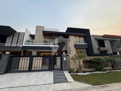 Royal Orchid Multan 20 Marla Fully luxurious house for sale