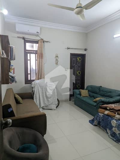 2nd Floor 3 Bed DD 1250 Square Feet Bank Loan Single Belt Flat For Sale In Karachi University Society