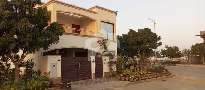 272 Square Yards Villa Available For Sale in Bahria Town Karachi