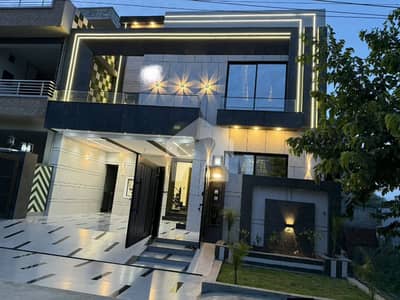 Brand New 10 Marla House For Rent In Bahria Town Phase 8 Overseas 1 | Prime Location