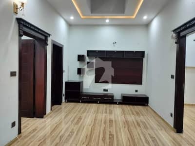 A Beautiful And Lavish House For Rent In Overseas 5