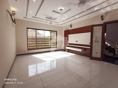 1 Kanal Upper Portion For Rent With Gas