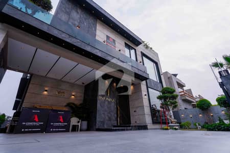 Contemporary Fully Furnished Mansion with Premium Finishes 1Kanal Bungalow For Sale