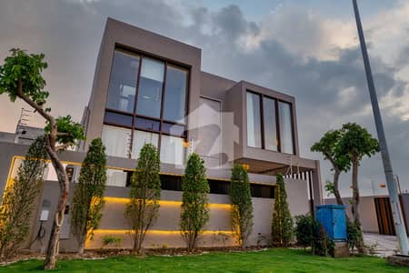 1-Kanal Ultra Modern Luxury Mansion | 7 Bedrooms | Full Basement | Prime Location