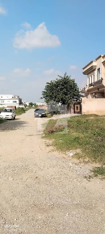 G14/2 Possession Plot For Sale Size 40*80  Near Main Double Road
