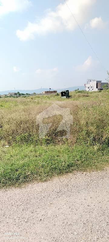 g14/2 clear land plot for Sale size 35*70 street corner near to possession