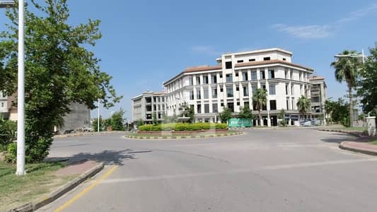 Luxury 1 Kanal Boulevard Back Open House For Sale In Sector F ,DHA 1 , Islamabad