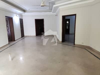 4 Kanal House For Rent