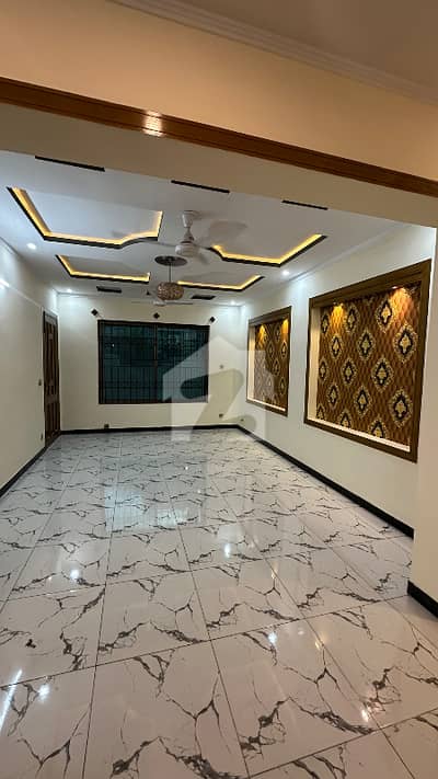 6 MARLA BRAND NEW DOUBLE UNIT HOUSE FOR RENT 0 Km DISTANCE TO EXPRESSWAY ALL FACILITIES AVAILABLE