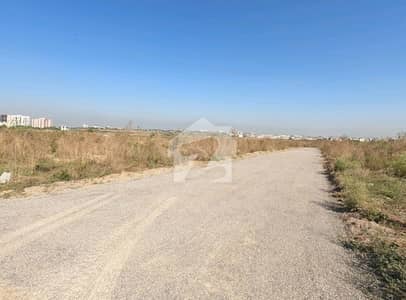 5 Marla Level Plot In I-12/3