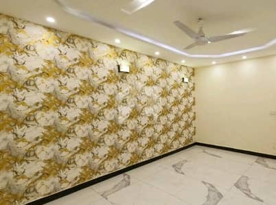 Flat 1450 Square Feet For sale In Garden Town