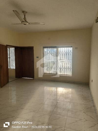 1 KANAL Upper Portion Available For Office