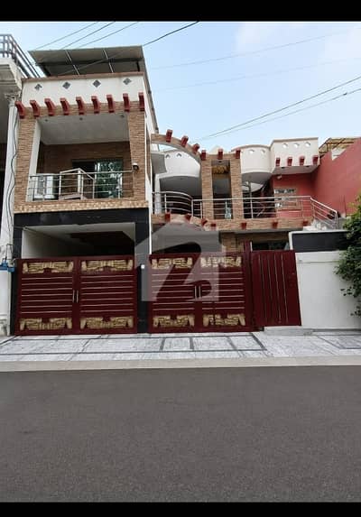 10 Marla Beautiful Facing Park House For Sale