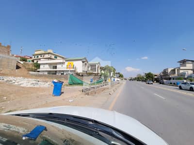بحریہ ٹاؤن فیز 5 بحریہ ٹاؤن راولپنڈی,راولپنڈی میں 2 کنال رہائشی پلاٹ 12.0 کروڑ میں برائے فروخت۔