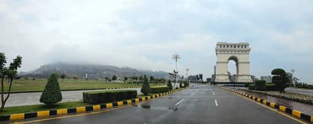 1 Kanal Corner Residential Plot On Cash & Installment At Prime Location Of Faisal Hills