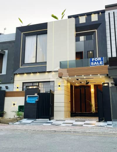 5 MARLA HOUSE WITH SOLD CONSTRUCTION OR ON GOOD LOCATION AVAILABLE FOR SALE IN NEW LHR CITY 5 MARLA HOUSE WITH SOLD CONSTRUCTION OR ON GOOD LOCATION AVAILABLE FOR SALE IN NEW LHR CITY