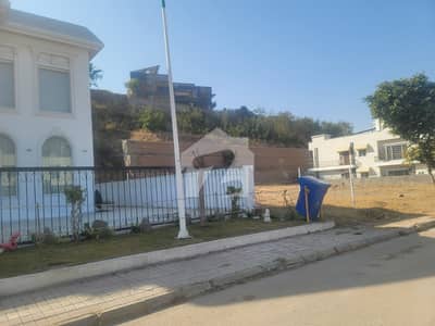 Plot#118 Overseas 5 1 Kanal 2 Marla Extra Land