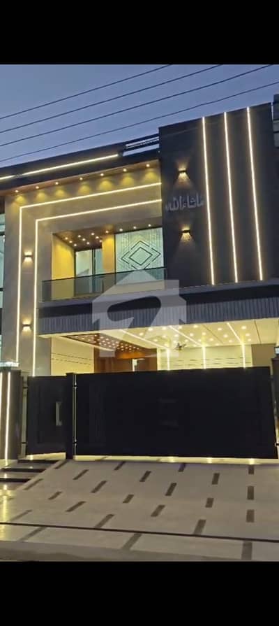 واپڈا ٹاؤن فیز 2 واپڈا ٹاؤن,ملتان میں 5 کمروں کا 10 مرلہ مکان 3.85 کروڑ میں برائے فروخت۔ واپڈا ٹاؤن فیز 2 واپڈا ٹاؤن,ملتان میں 5 کمروں کا 10 مرلہ مکان 3.85 کروڑ میں برائے فروخت۔