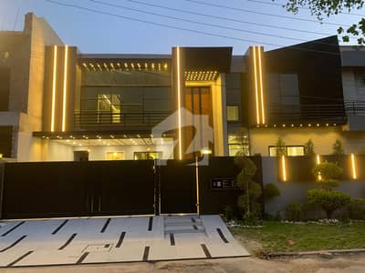 Centrally Located Prime Location House In Wapda Town Phase 1 - Block E Is Available For Sale