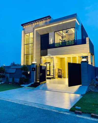 10 MARLA MODERN LUXURY HOUSE FOR RENT IN DHA PHASE 7