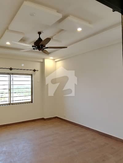 4 BED APARTMENT SECTOR J ASKARI V