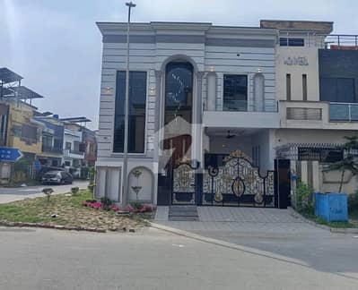 Corner House Spread Over 5 Marla In Citi Housing Society Available Corner House Spread Over 5 Marla In Citi Housing Society Available