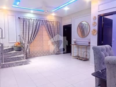 4 Bed Luxurious Apartment Available For Sale In Bahria Town Karachi