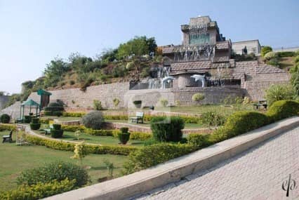 Most Reasonable Price 1 Kanal South Face Level Solid Land Good Location Plot Is Available