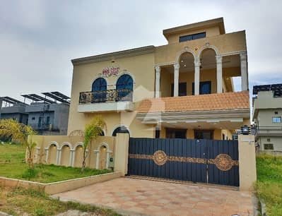 10 Marla Brand New Investor Rate House at very prime location 10 Marla Brand New Investor Rate House at very prime location