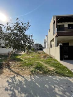 10 Marla Plot on 70ft Road Prime Location