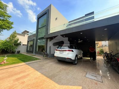 1 Kanal Well Maintained House Available For Sale In Paragon City