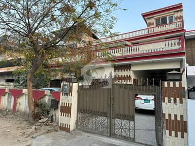 جی ۔ 10/4 جی ۔ 10,اسلام آباد میں 6 کمروں کا 14 مرلہ مکان 10.0 کروڑ میں برائے فروخت۔