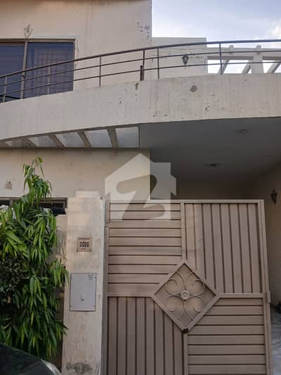 Prominently-Located House Available In Shalimar Colony For Sale