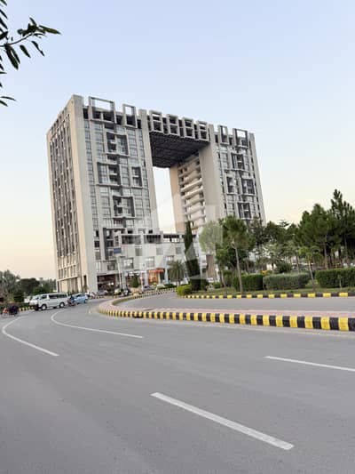 Prime Commercial Plot For Sale IT Hub, Gulberg Greens (14 Marla)