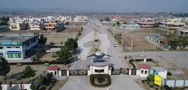 Block G Central Avenue Plot Size 1 Kanal Three said Corner