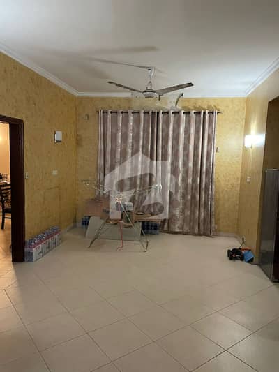 350 Sq Yard Renovated House Is Available For Rent In Clifton Block 9 Zamzama