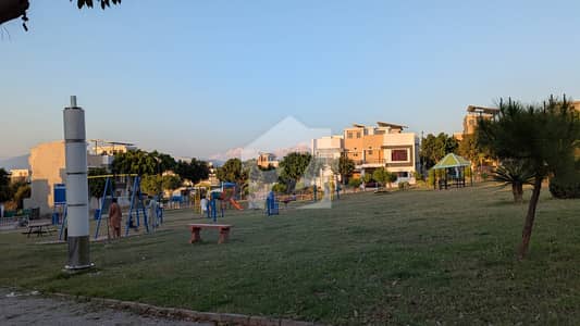 Sector N 5 Marla Street 15h Corner With Extra Land Sun Facing Heighted Location Possession Utility Corner Charges Paid Plot For Sale