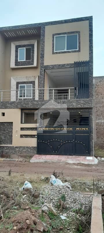 5 Marla Double Storey House For Sale Park road Islamabad