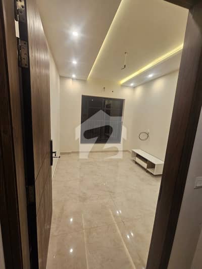 Real Pictures | Real Apartment |