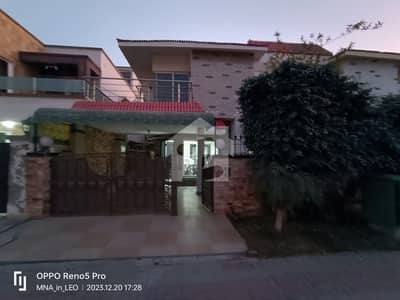 11 Marla Beautiful House Safari Villa Bahria Town Lahore For Sale 11 Marla Beautiful House Safari Villa Bahria Town Lahore For Sale