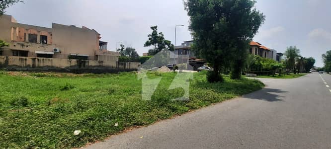 ڈی ایچ اے فیز 3 ڈیفنس (ڈی ایچ اے),لاہور میں 1 کنال رہائشی پلاٹ 5.45 کروڑ میں برائے فروخت۔