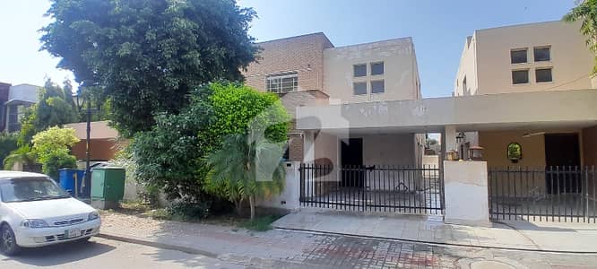 8 Marla House Safari Villa For Sale Bahria Town Lahore 8 Marla House Safari Villa For Sale Bahria Town Lahore