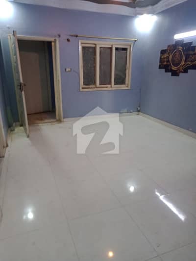 گلشنِ اقبال - بلاک 13 بی گلشنِ اقبال,گلشنِ اقبال ٹاؤن,کراچی میں 3 کمروں کا 7 مرلہ فلیٹ 70.0 ہزار میں کرایہ پر دستیاب ہے۔