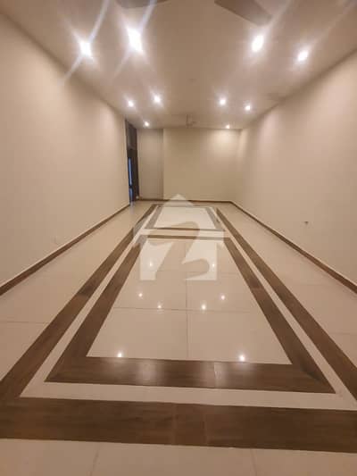 Fully Renovated Upper Floor Available For Rent F/8