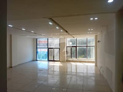 F-11 Markaz Main Double Road Plaza Prime Location 1000 Sq. Ft Office Space Available For Rent it is unfurnished