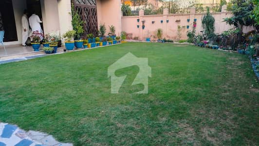 1 Kanal South Corner Park Face House